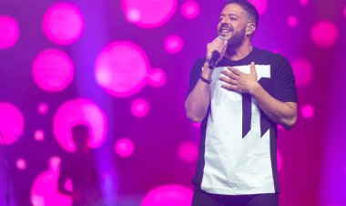 اليوم.. حماقي يفتتح أولى جولاته الفنية بصيف 2022 في الساحل الشمالي (صور)