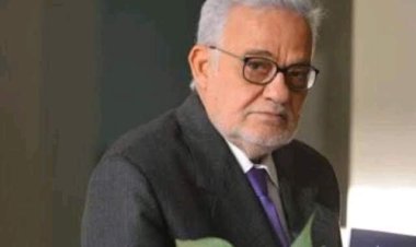 وزيرة الثقافة تنعى الكاتب الصحفى الكبير منير عامر