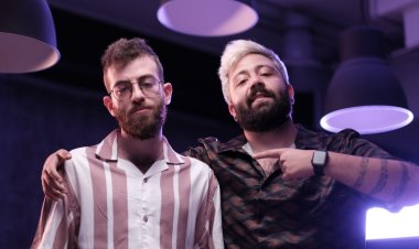 اللبناني سون سافاج يطلق كليب «Just Keep Dancing»