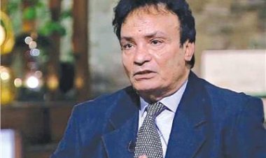 نجلة حمدي الوزير لـ«العاصمة»: والدي بخير وبيكمل علاجه في البيت