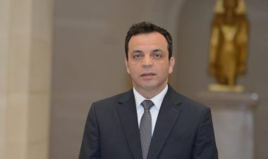 مصر الحديثة: قرارات الرئيس الأخيرة تقود لطريق الجمهورية الجديدة 