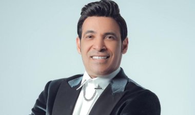 سعد الصغير ينشر صورة لـ«بيومى فؤاد» داخل المستشفى