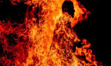 زوج يشعل النار في نفسه وزوجته لرفضها شراء المخدرات له بمدينة نصر