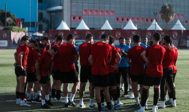 الأهلي يختتم تدريباته لمواجهة «ذئاب الجبل» بالدوري