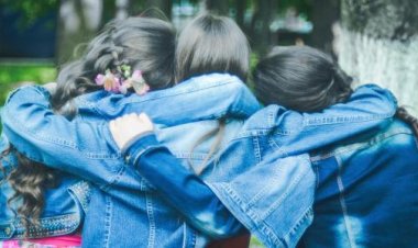 في اليوم العالمي للصداقة.. الصديق الحقيقي وطن صغير ونعمة كبيرة