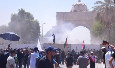 للمرة الثانية..  محتجون مواليين للصدر يقتحمون مقر البرلمان العراقي