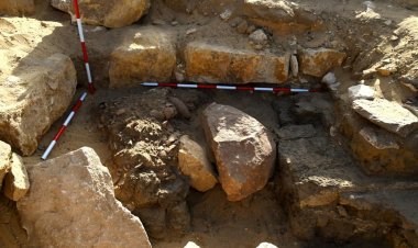 الكشف عن بقايا مبنى أثري بأبوصير .. يرجح أنه أحد معابد الشمس الأربعة المفقودة