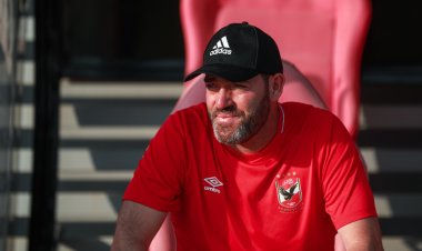 صلاح محسن يقود الهجوم.. تشكيل الأهلي الرسمي لمواجهة المقاولون العرب