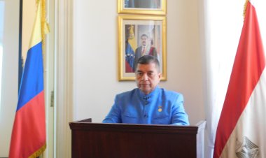 تفاصيل اجتماع سفير فنزويلا بمصر  مع مجموعة التضامن