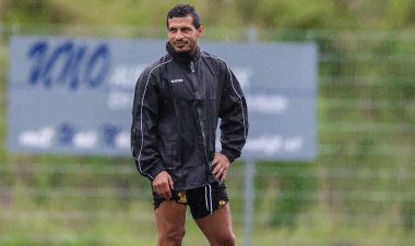 بعد أول مباراة مع الفريق.. جماهير اتحاد جدة تطالب برحيل طارق حامد
