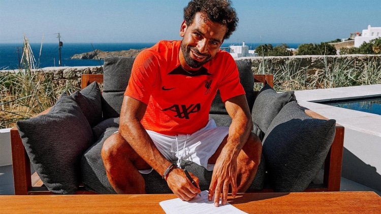 براتب 350 ألف جنيه استرليني.. ليفربول يعلن تمديد عقد محمد صلاح حتى 2025