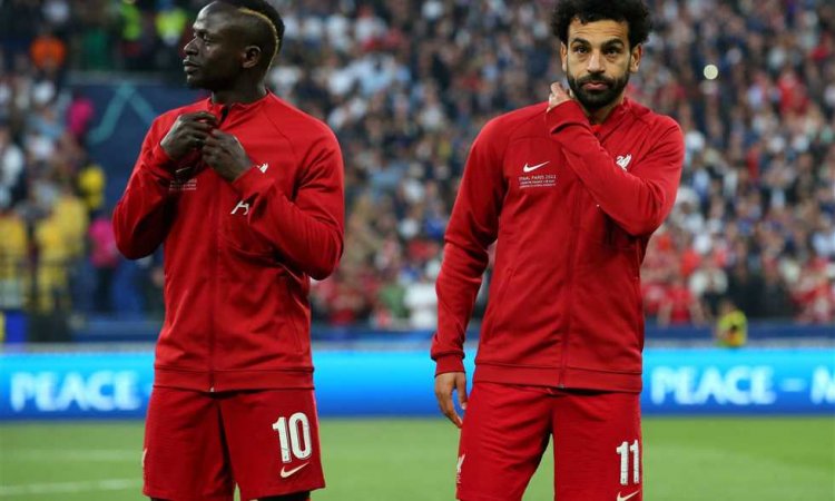 «صلاح» ينافس «ماني» على لقب الأفضل بجوائز «كاف»