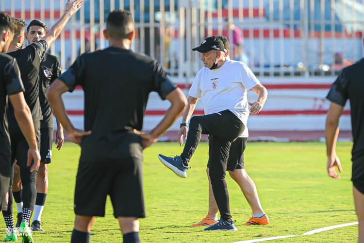 «فيريرا» يحذر لاعبي الزمالك من صعوبة لقاء فيوتشر