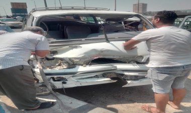 إصابة 4 أشخاص بعد اصطدام ميكروباص بالسور الحديدى لكوبري الساحل