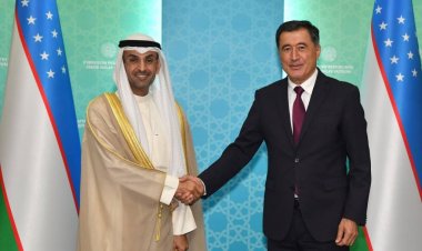 القائم بأعمال وزير الخارجية الاوزبكى يلتقى  مع الأمين العام لمجلس التعاون  الخليجى