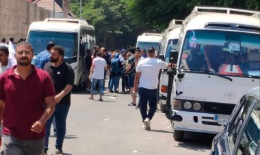 صور| جماهير الزمالك تتوافد على النادي للسفر للغردقة لمؤازرة الفريق أمام الجونة