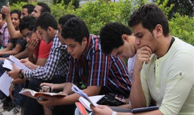 بعد ظهور النتيجة.. كيف تتعاملين مع ابنك طالب الثانوية العامة؟