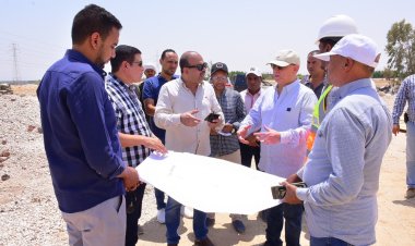 محافظ الأقصر يتفقد العمل بعدة مشروعات ضمن مبادرة «حياة كريمة»