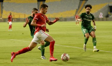 الأهلي بـ «شبابه» يضرب الاتحاد بثلاثية في الدوري