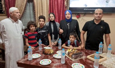 «أم ندى» 36 عاما حققت حلمها ونجحت في الثانوية العامة