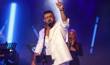 بالصور.. سيف نبيل يشعل حفله في المسرح الروماني بقرطاج