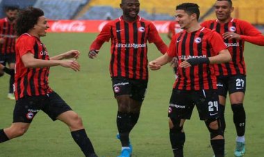 مواجهة صعبة للتواجد في المربع الذهبي