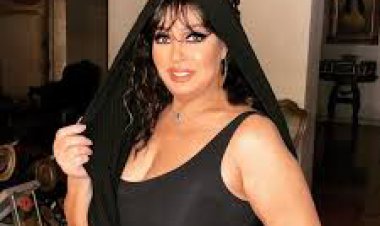 فيفي عبده تتعرض للهجوم بعد ظهورها بالإسدال على البحر