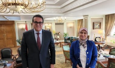 التمريض تهنئ خالد عبد الغفار على توليه منصب وزير الصحة رسميًا