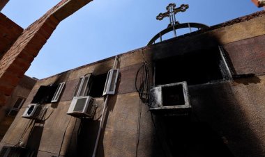 نجوم الفن والإعلام ينعون ضحايا حادث حريق كنيسة أبو سيفين بإمبابة