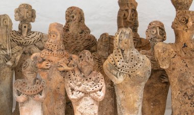 وزارة السياحة تحتفل بيوم وفاء النيل وتعرض قطع أثرية