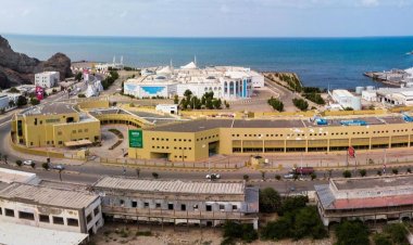 بتكلفة تزيد عن ٣٣٠ مليون ريال..البرنامج السعودي يوقيع عقد  تشغيل مستشفى عدن العام