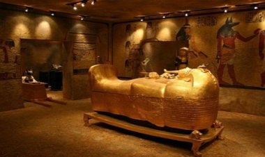 عالم آثار مصري يكشف كيف تمت سرقة مقبرة توت عنخ آمون