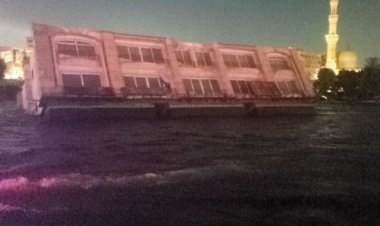 بالصور.. غرق عوامة قديمة بشكل جزئى بالكيت كات في الجيزة