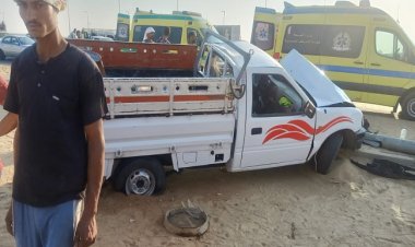 بالصور| إصابة 9  أشخاص في انقلاب سيارة ربع نقل على طريق السويس