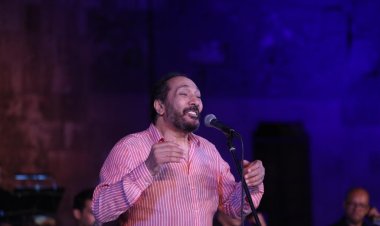 بالصور.. علي الحجار يتصدر التريند بعد حلفه بـ «محكى القلعة»