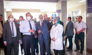 وزير الصحة يتفقد مستشفى أبوقير العام ويُشيد بالمبني الجديد ووحدة الحروق