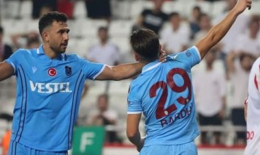 تريزيجيه يصنع هدفا في الخسارة الكبيرة لـ طرابزون أمام أنطاليا بالدوري التركي