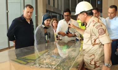 وزير السياحة والآثار يتفقد المتحف المصري الكبير 