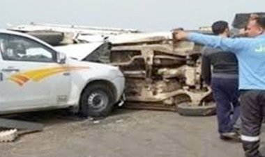 إصابة 4 أشخاص في حادث تصادم سيارتين بالطريق الصحراوي بالجيزة