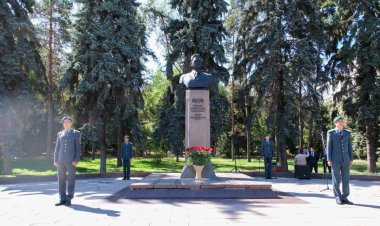 مراسم إحياء  ذكرى كوناييف في ألماتي بكازاخستان