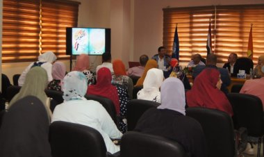 ندوة «روسيا في ذاكرة الكاريكاتير المصري» في مكتبه مصر العامة بكفر الدوار