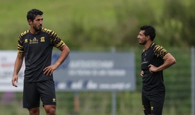 طارق حامد وحجازي أساسيان مع اتحاد جدة أمام الاتفاق بالدوري السعودي