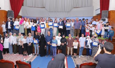 أطباء الدقهلية تكرم  32 طبيبًا بالمعاش و150 طالبًا متفوقًا بينهم أبناء شهيد