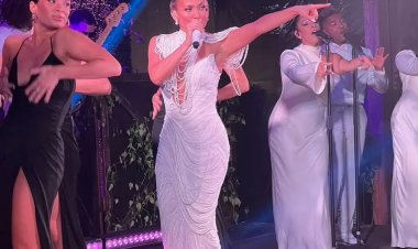 جينيفر لوبيز تهدي بن أفليك أغنية خاصة بحفل زفافها