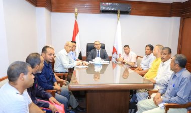 نائب محافظ سوهاج يعقد اجتماعا مع لجنة استرداد أراضي أملاك الدولة