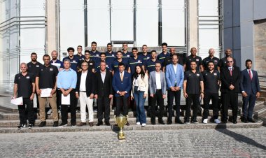 بعد الفوز ببطولة إفريقيا والتأهل لكأس العالم.. وزير الرياضة يكرم منتخب الكرة الطائرة