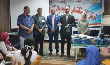 «أبو زيد وجاد» يتابعان تدريبات الترقي للمعلمين بسوهاج