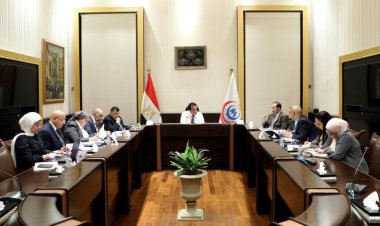 وزير الصحة يوجه برفع كفاءة المستشفيات والوحدات الصحية بالمحافظات