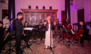 بالصور|دانا الفردان تحتفل بإطلاق «أونيكس»