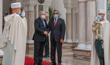 في زيارة مفاجئة للجزائر.. رئيس وزراء إثيوبيا يشيد بالعلاقات التاريخية بين البلدين